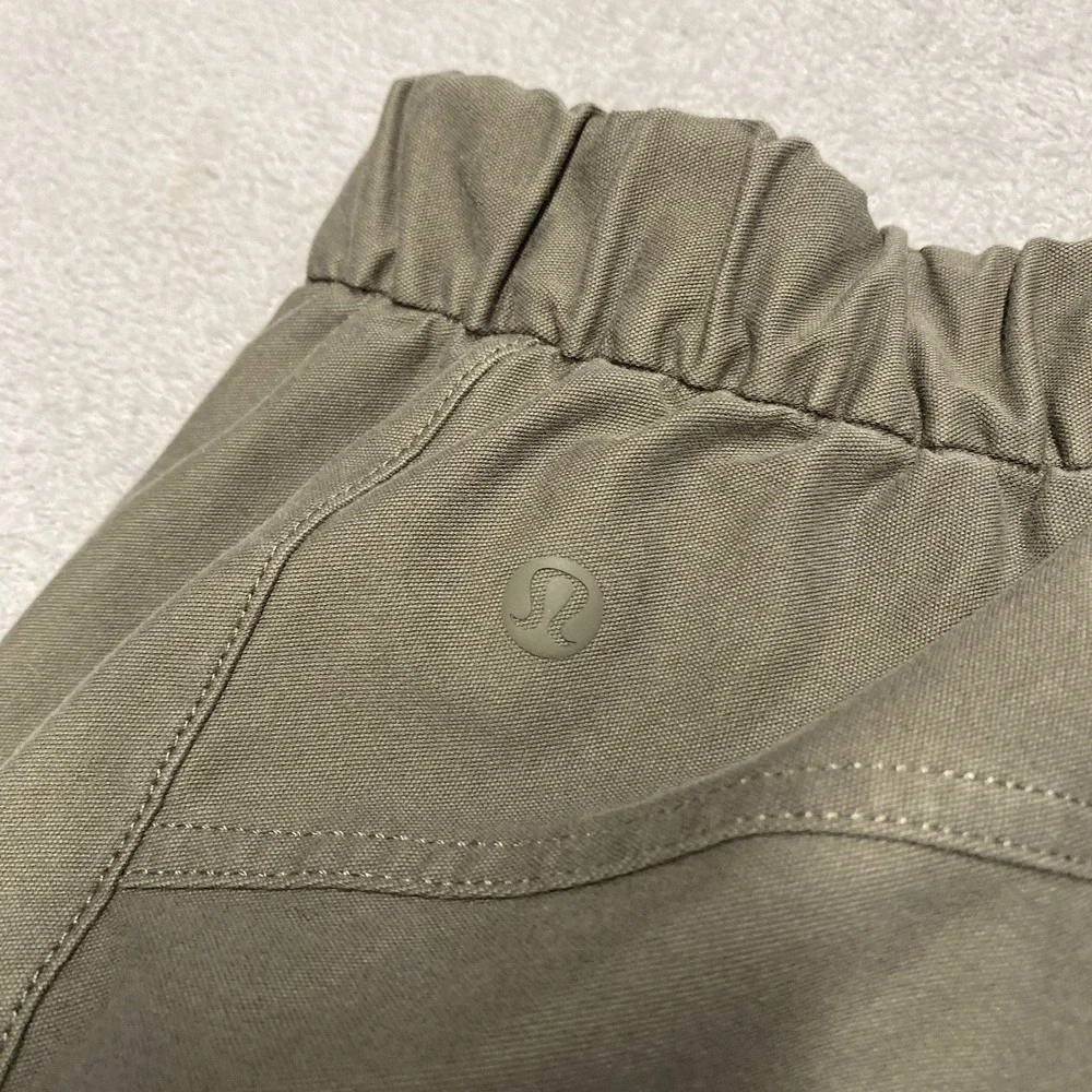 Lululemon Light Utilitech Cargo Pants Womens 30 Army Green Olive High Rise Baggy - Picture 9 of 10
